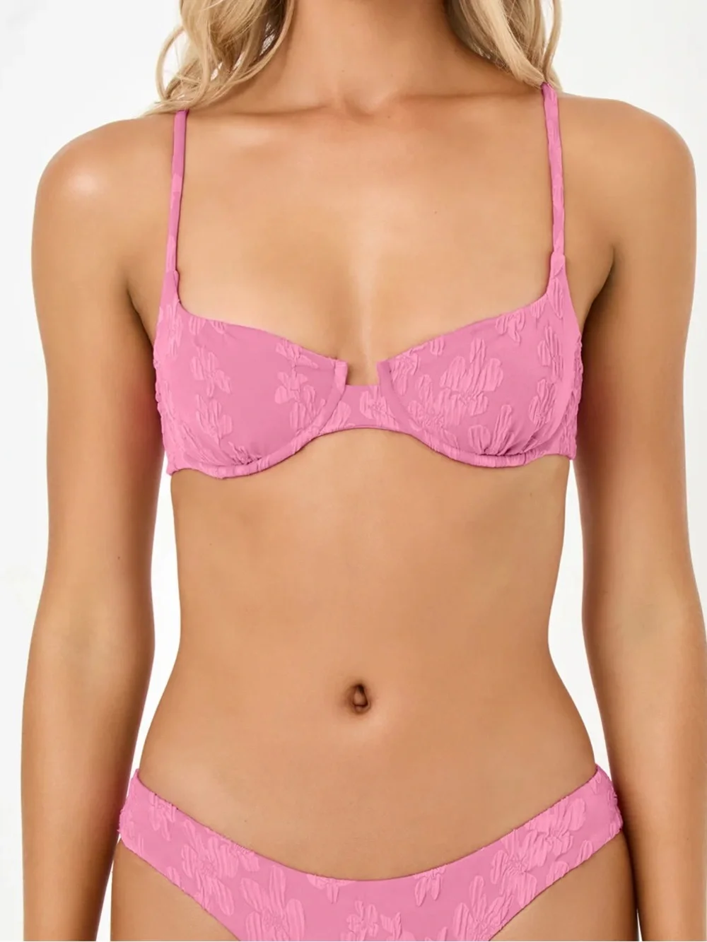 L*Space Missy Bikini Top Pink Textured Underwire Size S NWT